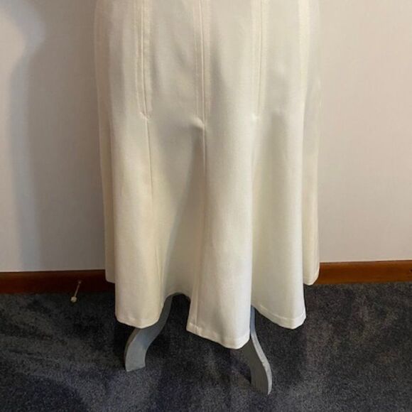 East 5th Cream A-Line lined skirt, size 12 - Picture 1 of 4